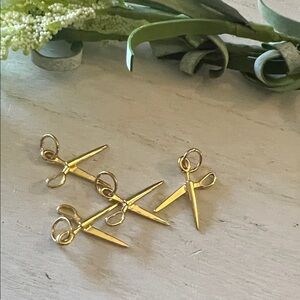 Oak&Ivy (4) pack scissors pendant